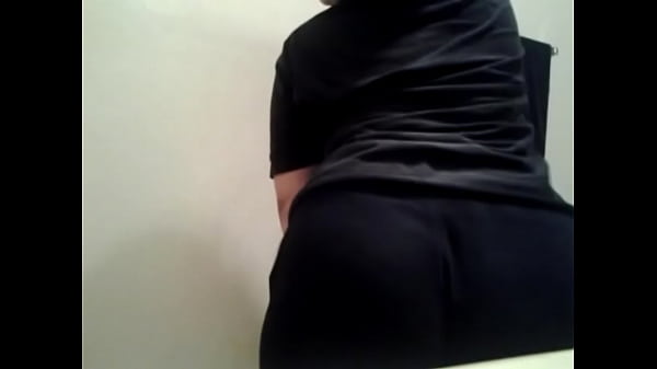 Mexican Latina Shaking Her Fat Ass